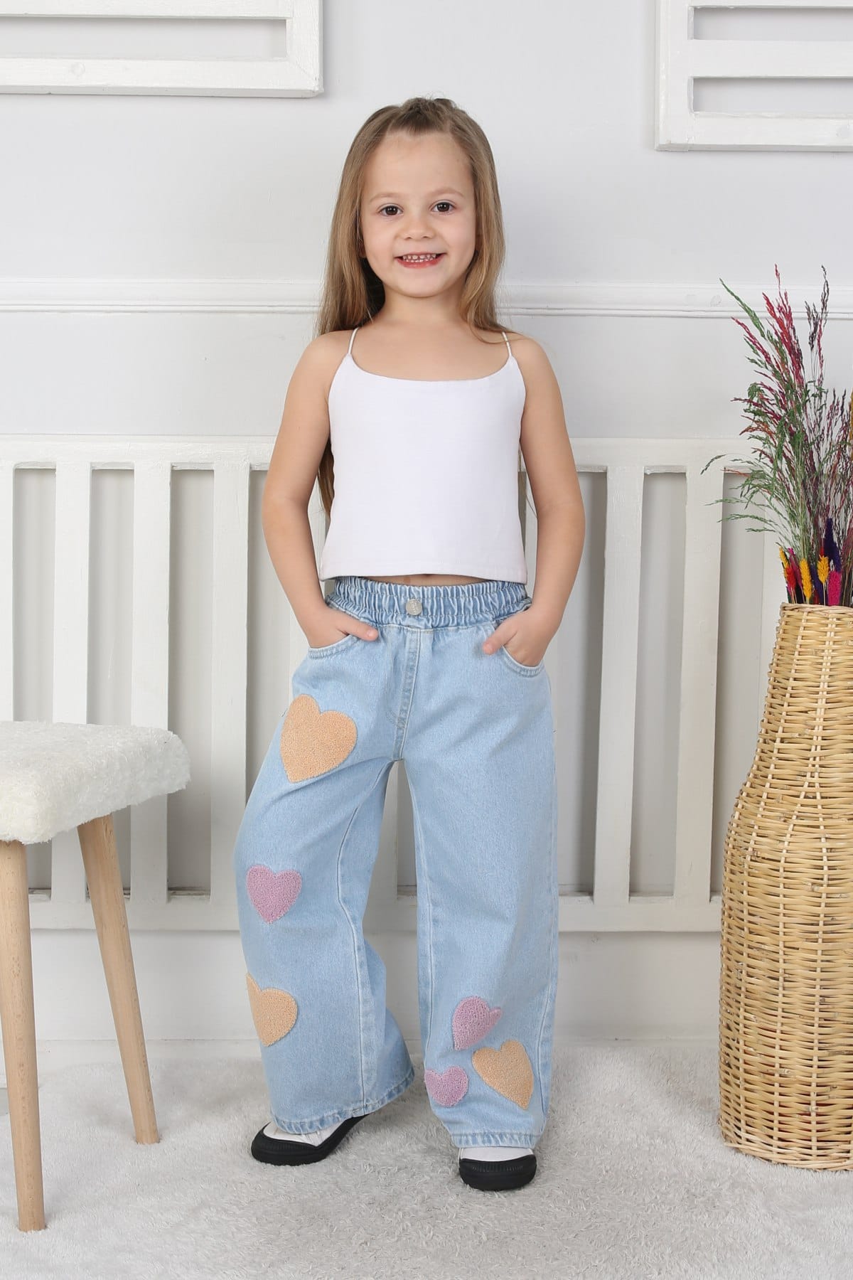 Premium Kalite Mavi Geniş Paça Kalp Desenli Jean Denim Kız Çocuk Pantolon